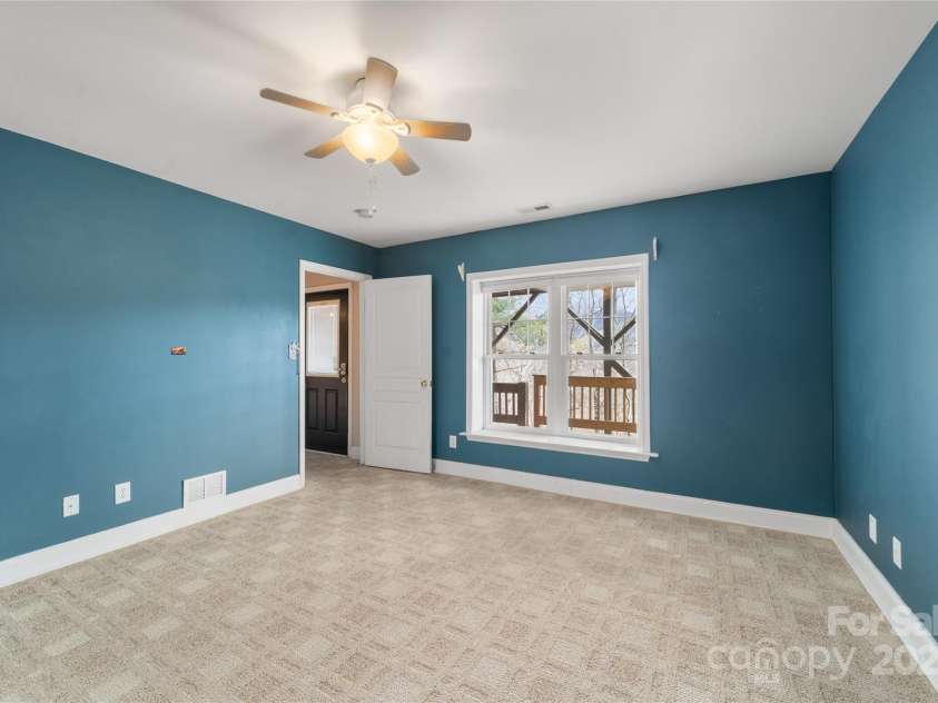 14 Old Chunns Cove Road, Asheville, NC 28805.  MLS# CAR4211923, YatesRealty ID 10871. Guest Bedroom