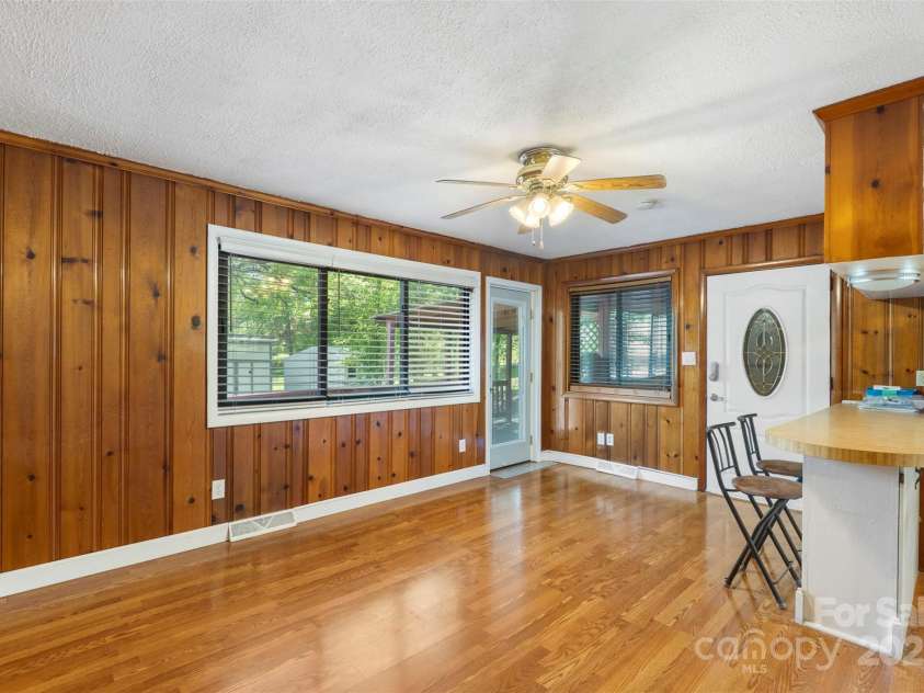 319 Hatley Circle, Concord, NC 28025.  MLS# CAR4247399, YatesRealty ID 10872. 