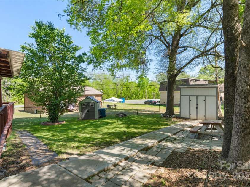 319 Hatley Circle, Concord, NC 28025.  MLS# CAR4247399, YatesRealty ID 10872. 