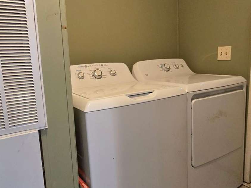 2033 Brer Rabbit Run, Rock Hill, SC 29730.  MLS# CAR4360238, YatesRealty ID 10873. Laundry room