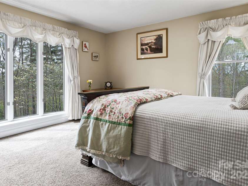 735 Macedonia Road, Asheville, NC 28804.  MLS# CAR4098577, YatesRealty ID 10873. 