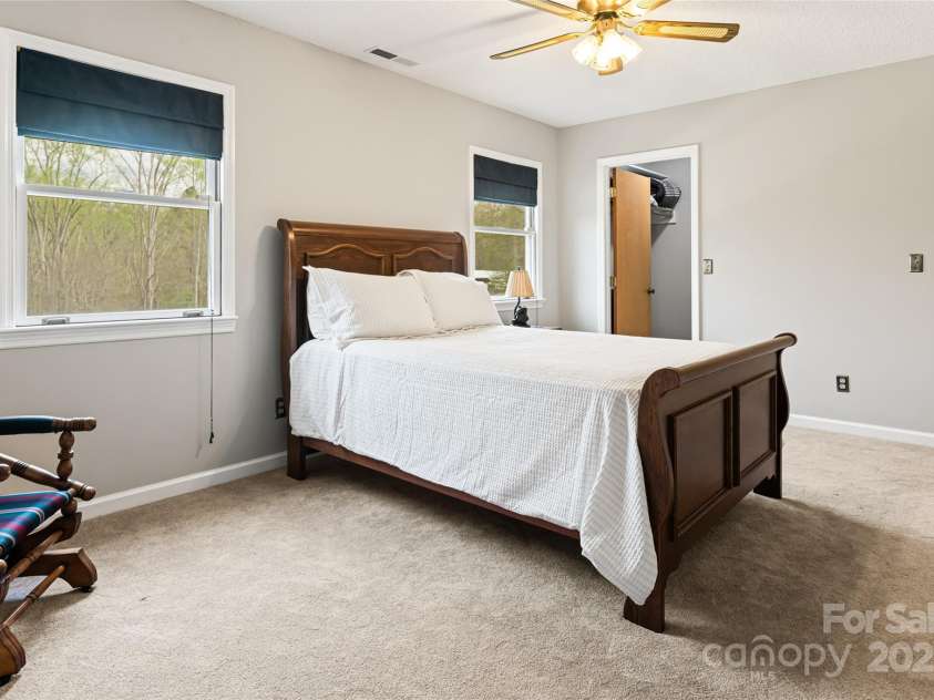 735 Macedonia Road, Asheville, NC 28804.  MLS# CAR4098577, YatesRealty ID 10873. 