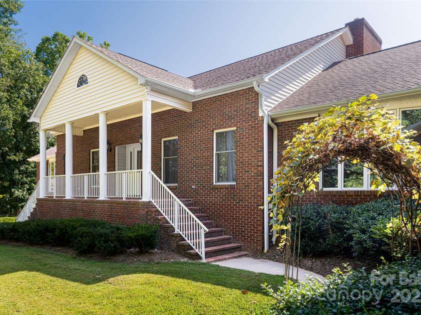 735 Macedonia Road, Asheville, NC 28804.  MLS# CAR4098577, YatesRealty ID 10873. 
