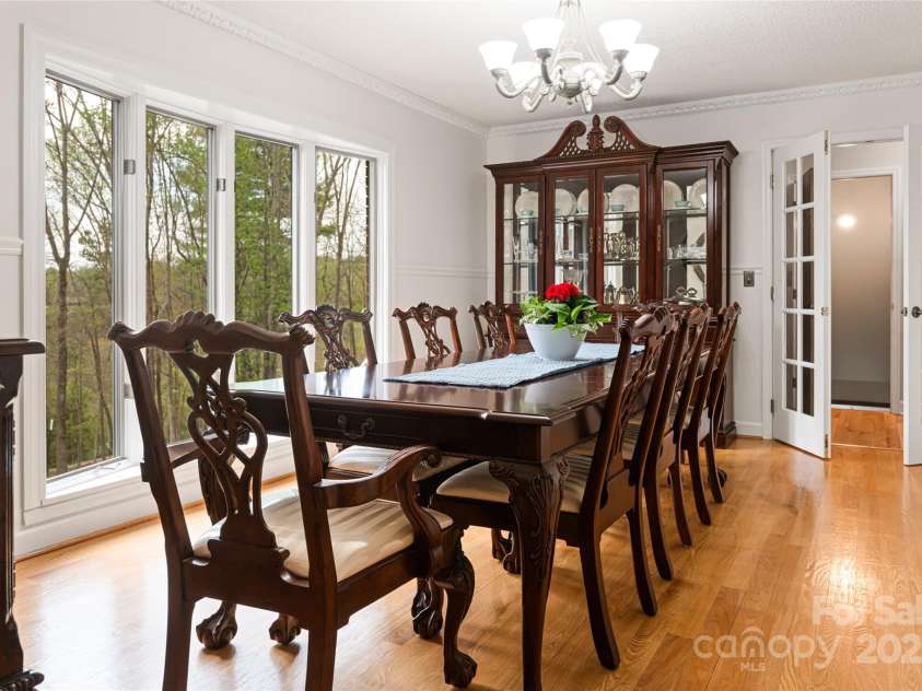 735 Macedonia Road, Asheville, NC 28804.  MLS# CAR4098577, YatesRealty ID 10873. 