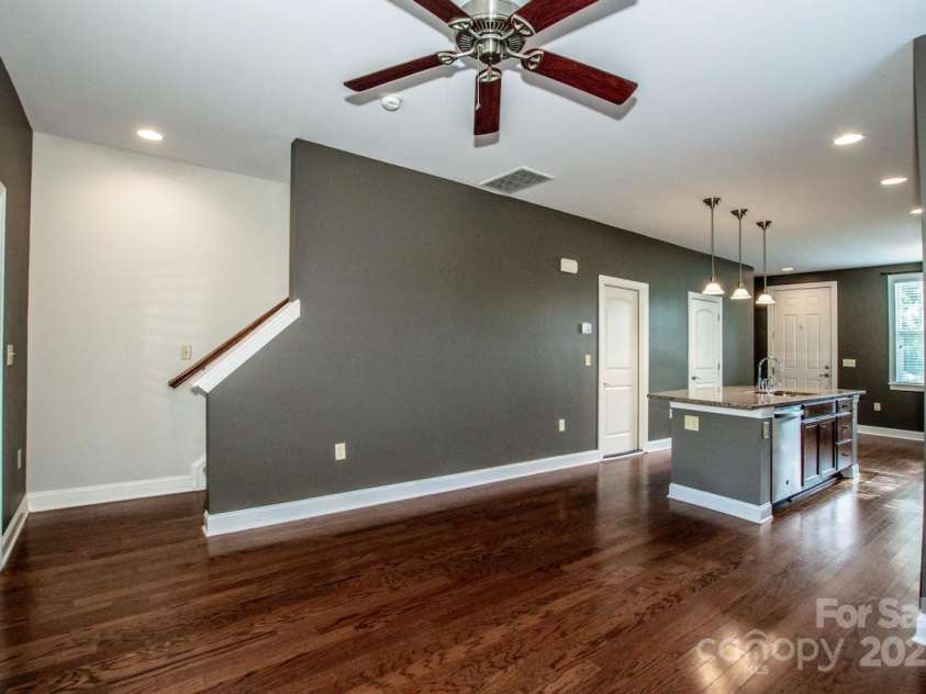 121 Irving Avenue, Mooresville, NC 28117.  MLS# CAR4293519, YatesRealty ID 10874. 