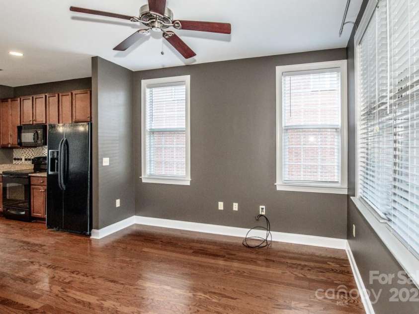 121 Irving Avenue, Mooresville, NC 28117.  MLS# CAR4293519, YatesRealty ID 10874. 