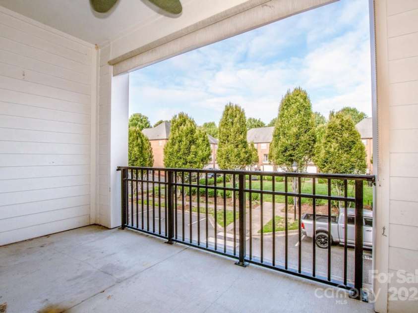121 Irving Avenue, Mooresville, NC 28117.  MLS# CAR4293519, YatesRealty ID 10874. 