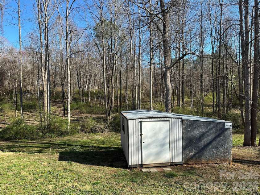 6572 Buckskin Trail, Vale, NC 28168.  MLS# CAR4355755, YatesRealty ID 10875. 