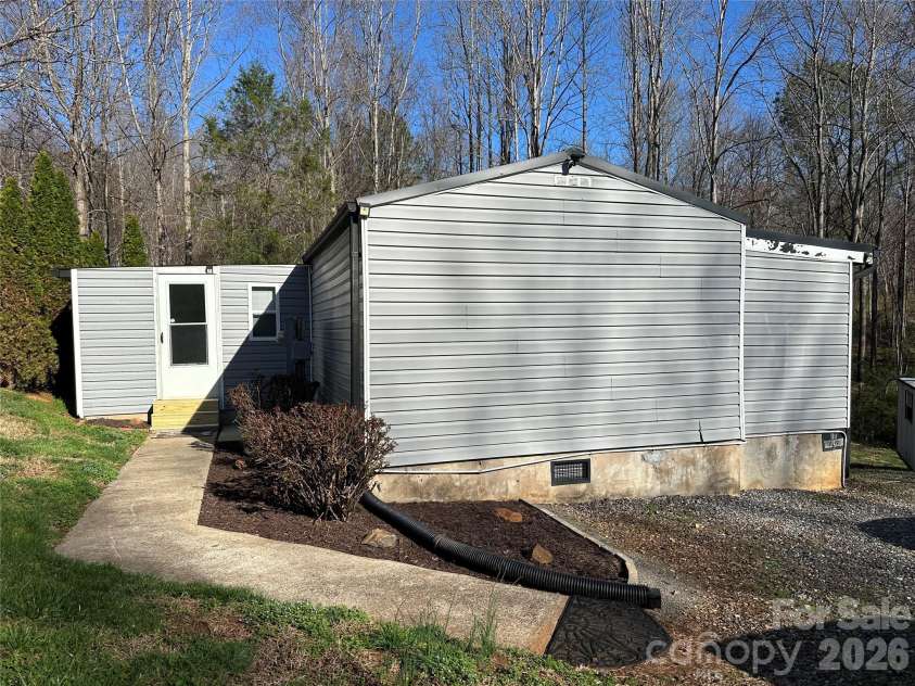 6572 Buckskin Trail, Vale, NC 28168.  MLS# CAR4355755, YatesRealty ID 10875. 