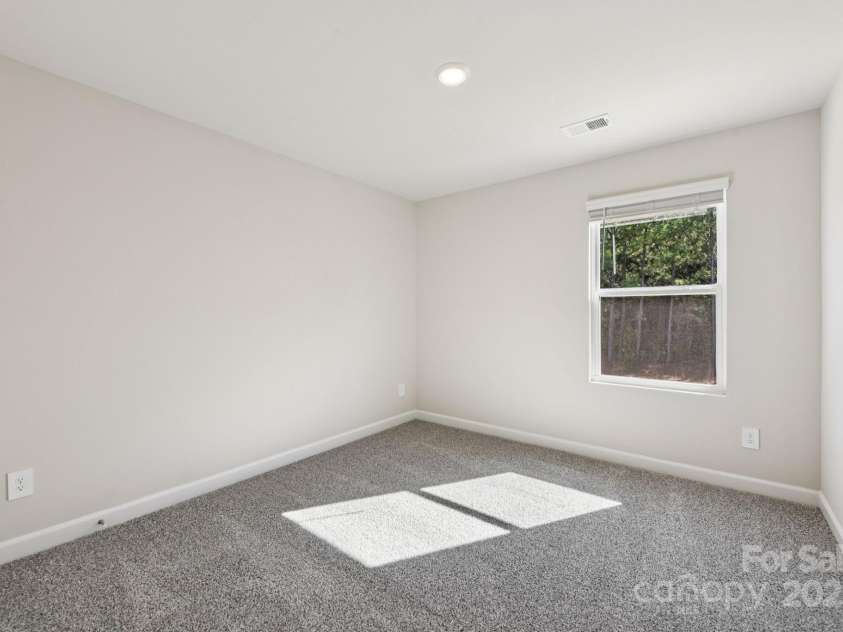 109 Ciara Place, Mooresville, NC 28115.  MLS# CAR4254747, YatesRealty ID 10877. 