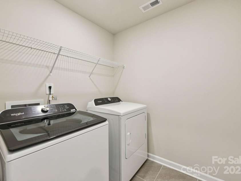 109 Ciara Place, Mooresville, NC 28115.  MLS# CAR4254747, YatesRealty ID 10877. 