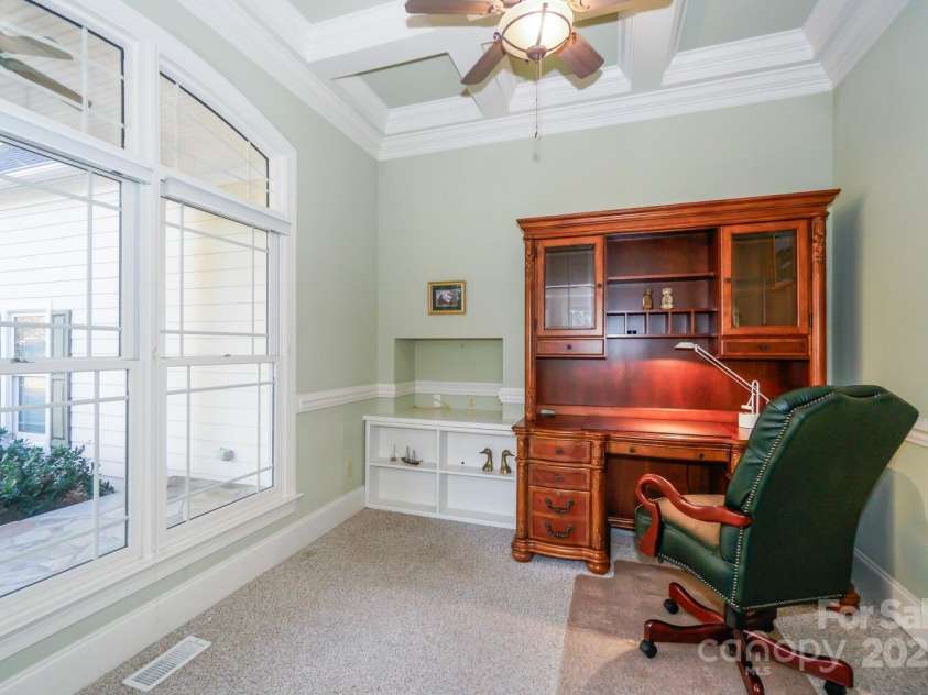 124 Gatlin Knoll, New London, NC 28127.  MLS# CAR4238393, YatesRealty ID 10877. 