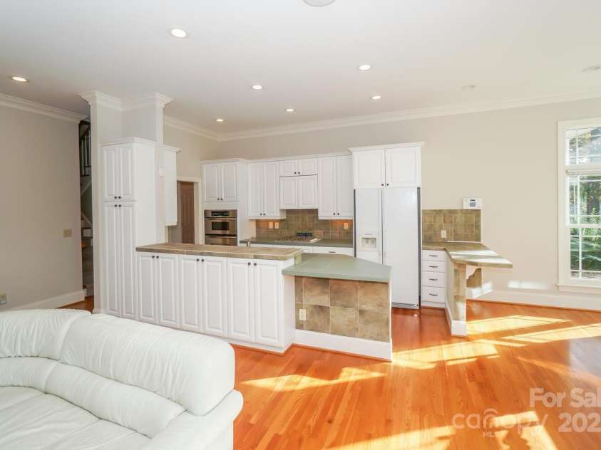 124 Gatlin Knoll, New London, NC 28127.  MLS# CAR4238393, YatesRealty ID 10877. 