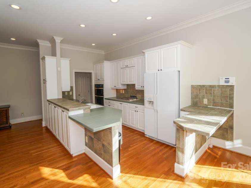 124 Gatlin Knoll, New London, NC 28127.  MLS# CAR4238393, YatesRealty ID 10877. 