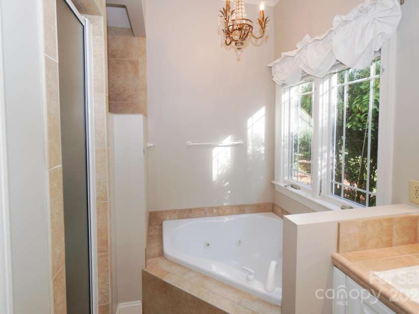 124 Gatlin Knoll, New London, NC 28127.  MLS# CAR4238393, YatesRealty ID 10877. 