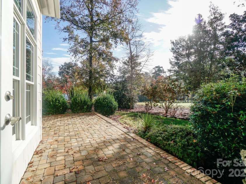 124 Gatlin Knoll, New London, NC 28127.  MLS# CAR4238393, YatesRealty ID 10877. 