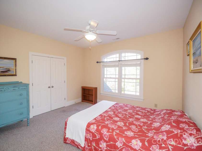 124 Gatlin Knoll, New London, NC 28127.  MLS# CAR4238393, YatesRealty ID 10877. 