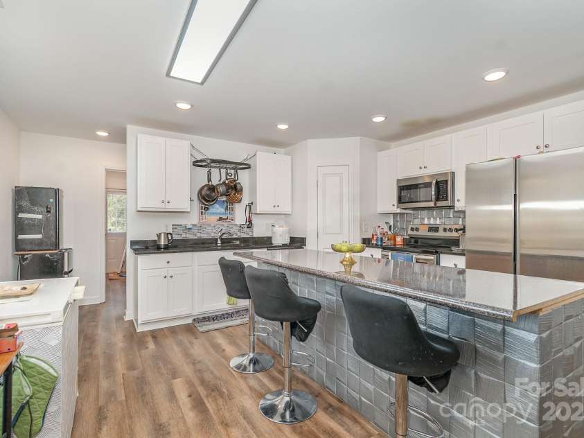 440 Moore Street, Salisbury, NC 28144.  MLS# CAR4231744, YatesRealty ID 10879. 