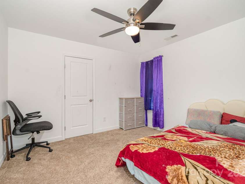 440 Moore Street, Salisbury, NC 28144.  MLS# CAR4231744, YatesRealty ID 10879. 