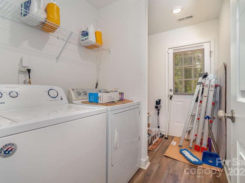 440 Moore Street, Salisbury, NC 28144.  MLS# CAR4231744, YatesRealty ID 10879. 