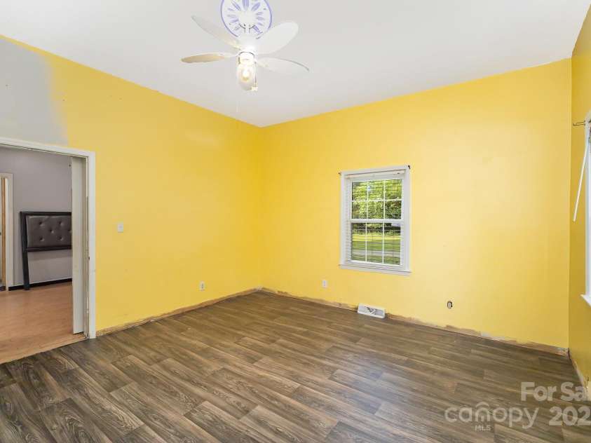 1221 Patterson Street, Shelby, NC 28152.  MLS# CAR4250524, YatesRealty ID 10881. 