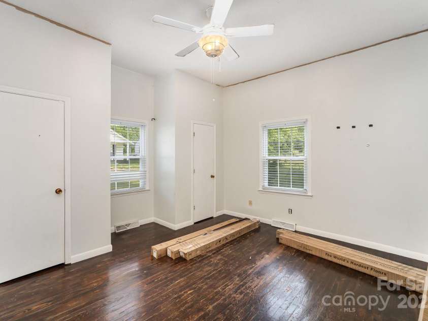 1221 Patterson Street, Shelby, NC 28152.  MLS# CAR4250524, YatesRealty ID 10881. 