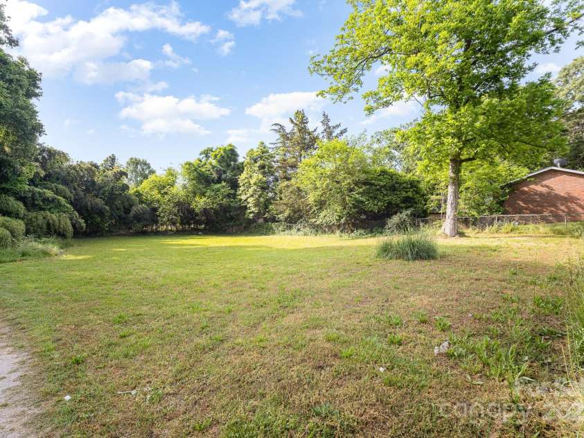 1221 Patterson Street, Shelby, NC 28152.  MLS# CAR4250524, YatesRealty ID 10881. 