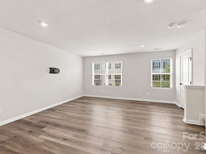 3021 Fiddlewood Street, Charlotte, NC 28214.  MLS# CAR4349938, YatesRealty ID 10882. 