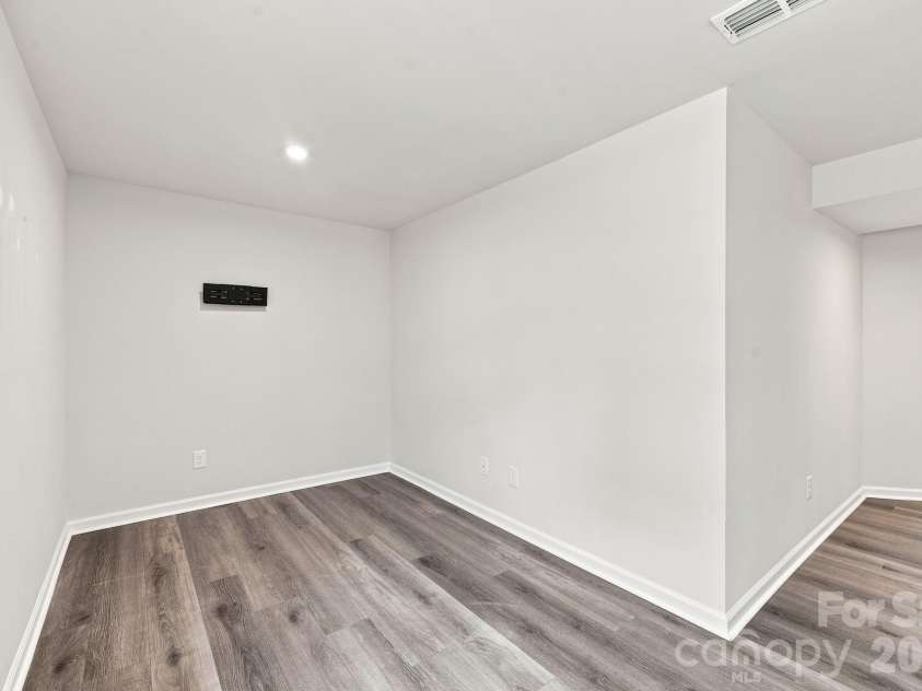 3021 Fiddlewood Street, Charlotte, NC 28214.  MLS# CAR4413207, YatesRealty ID 10882. 