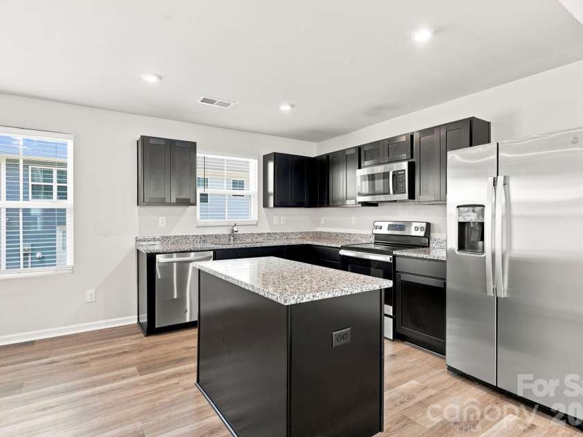 3021 Fiddlewood Street, Charlotte, NC 28214.  MLS# CAR4413207, YatesRealty ID 10882. 