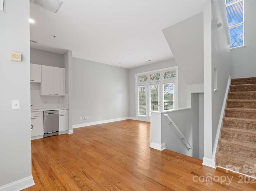 840 Garden District Drive, Charlotte, NC 28202.  MLS# CAR4238438, YatesRealty ID 10882. Open Floor Plan