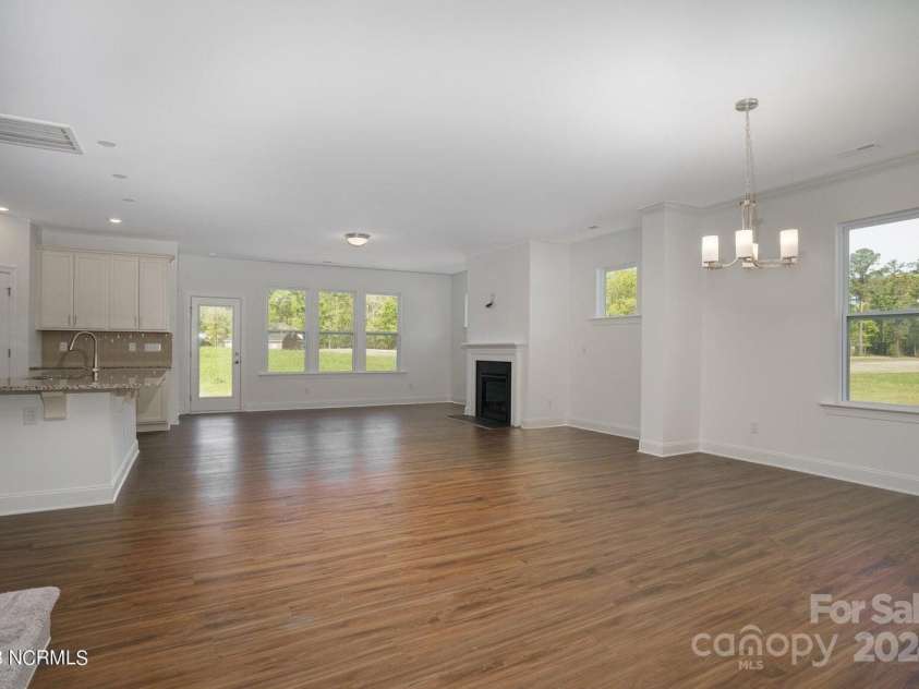 257 Donsdale Drive, Statesville, NC 28625.  MLS# CAR4208200, YatesRealty ID 10883. 