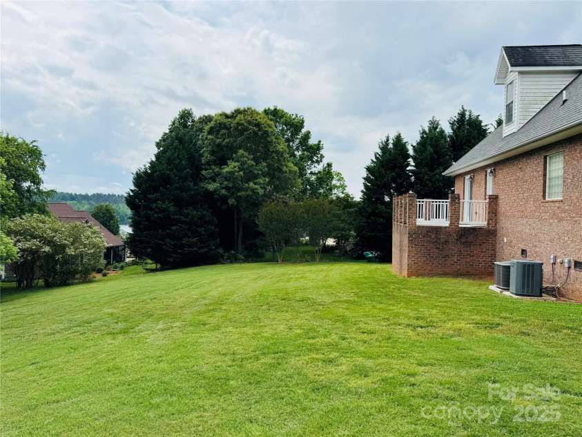 5518 Land Harbour Drive, Granite Falls, NC 28630.  MLS# CAR4254708, YatesRealty ID 10884. 