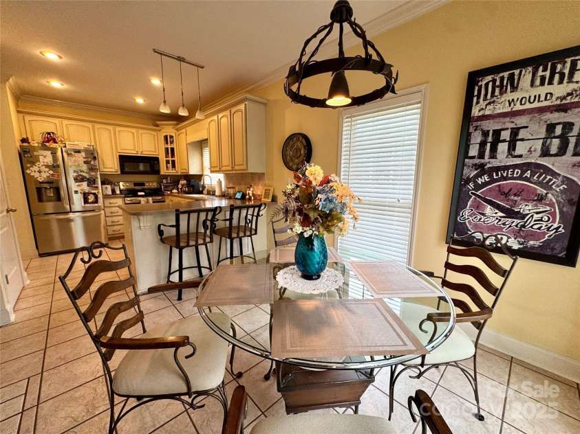 5518 Land Harbour Drive, Granite Falls, NC 28630.  MLS# CAR4254708, YatesRealty ID 10884. 