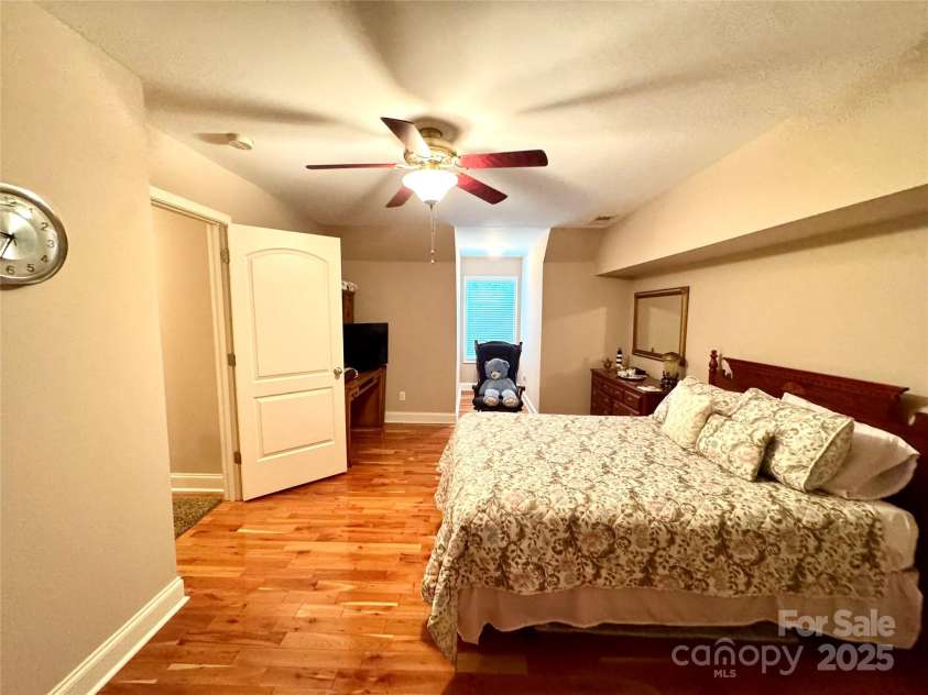 5518 Land Harbour Drive, Granite Falls, NC 28630.  MLS# CAR4254708, YatesRealty ID 10884. 