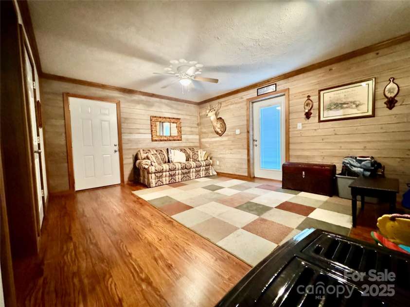 5518 Land Harbour Drive, Granite Falls, NC 28630.  MLS# CAR4254708, YatesRealty ID 10884. 