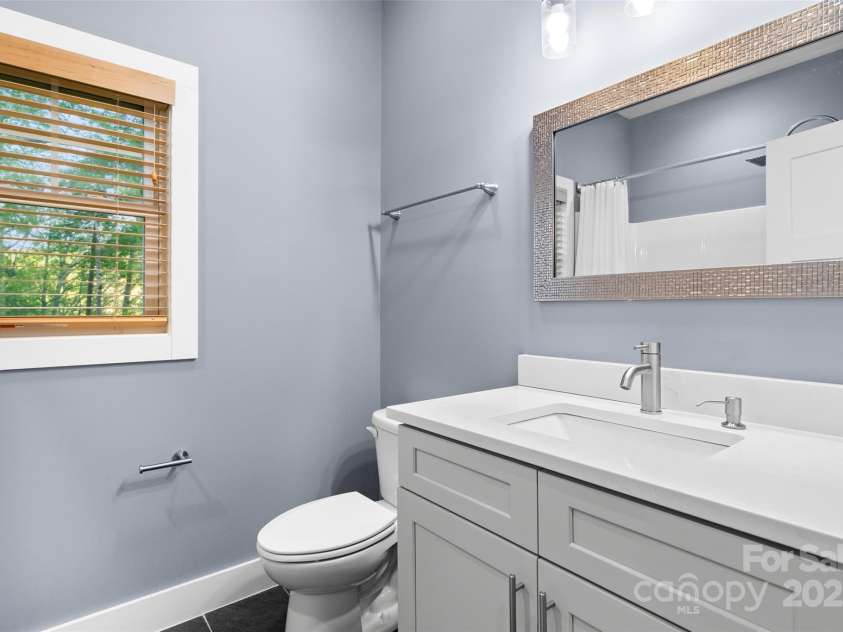 8 Clover Ridge Lane, Leicester, NC 28748.  MLS# CAR4247209, YatesRealty ID 10885. Bathroom two