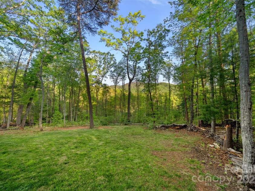 8 Clover Ridge Lane, Leicester, NC 28748.  MLS# CAR4247209, YatesRealty ID 10885. Enjoy the view