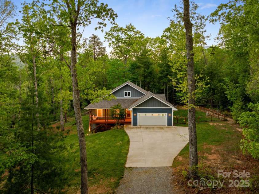 8 Clover Ridge Lane, Leicester, NC 28748.  MLS# CAR4247209, YatesRealty ID 10885. It's time to come home.