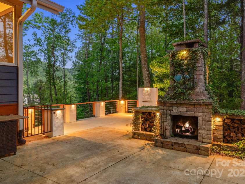 8 Clover Ridge Lane, Leicester, NC 28748.  MLS# CAR4247209, YatesRealty ID 10885. Made for entertaining or chilling
