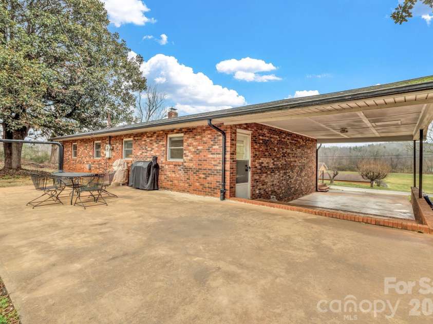 578 Conley Road, Morganton, NC 28655.  MLS# CAR4352016, YatesRealty ID 10887. 