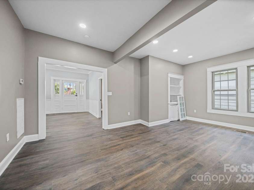 113 7th Street, Spencer, NC 28159.  MLS# CAR4330581, YatesRealty ID 10888. 