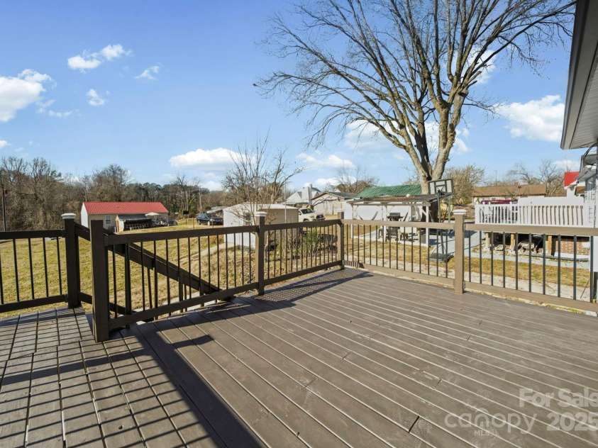 113 7th Street, Spencer, NC 28159.  MLS# CAR4330581, YatesRealty ID 10888. 