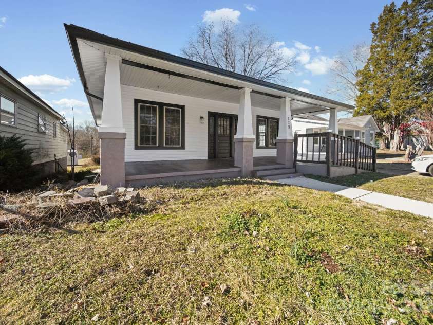 113 7th Street, Spencer, NC 28159.  MLS# CAR4330581, YatesRealty ID 10888. 