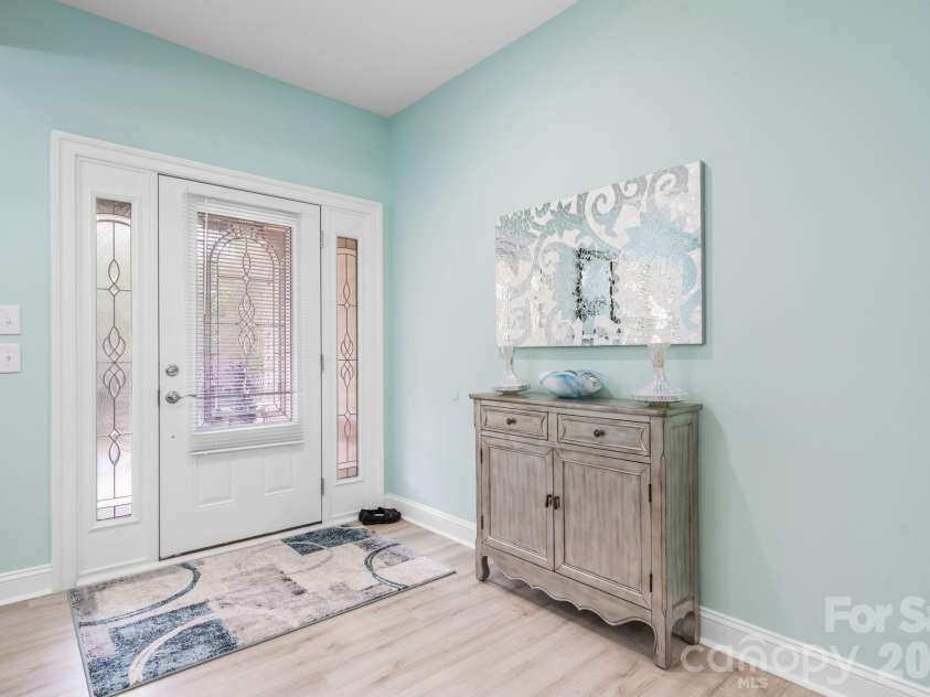 4850 Woodwinds Drive, Hickory, NC 28601.  MLS# CAR4354576, YatesRealty ID 10889. 
