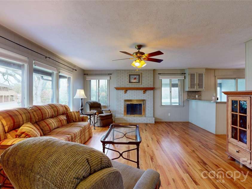 12 Moland Drive, Etowah, NC 28729.  MLS# CAR4198247, YatesRealty ID 1089. 