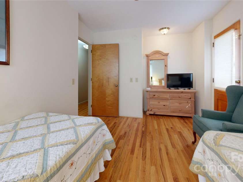 12 Moland Drive, Etowah, NC 28729.  MLS# CAR4198247, YatesRealty ID 1089. 