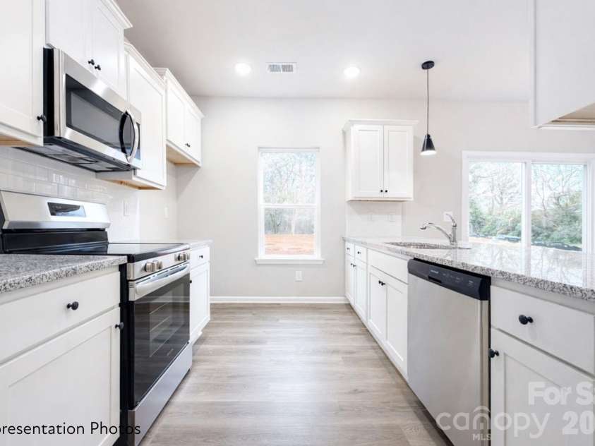 3726 Sally Lane, Charlotte, NC 28227.  MLS# CAR4362085, YatesRealty ID 10893. 