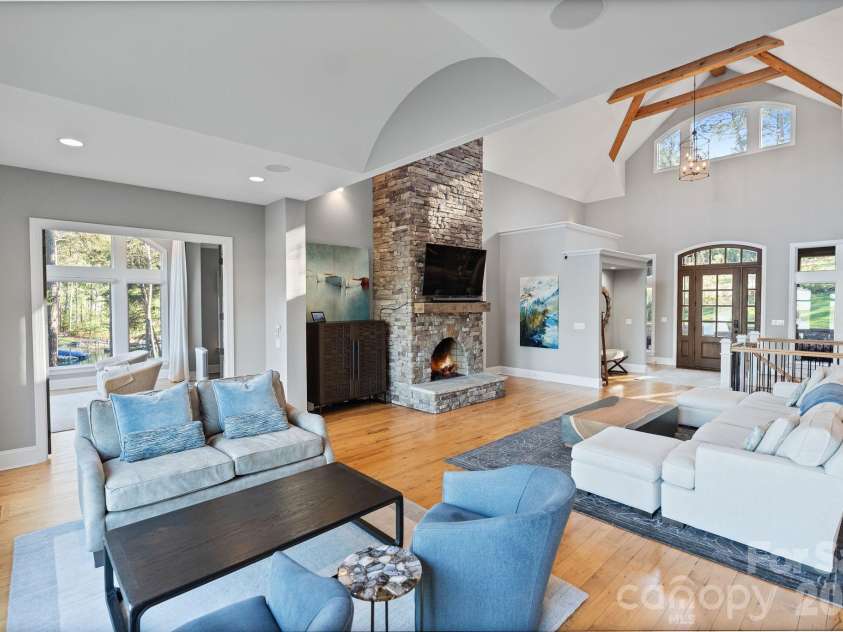 9116 Thackery Lane, Sherrills Ford, NC 28673.  MLS# CAR4368566, YatesRealty ID 10894. 