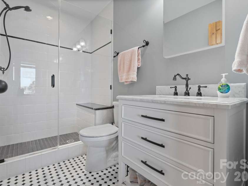 9116 Thackery Lane, Sherrills Ford, NC 28673.  MLS# CAR4368566, YatesRealty ID 10894. 